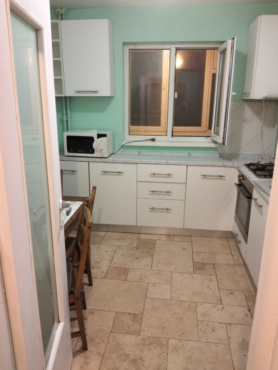 Apartament 3 camere  decomandat – Rahova