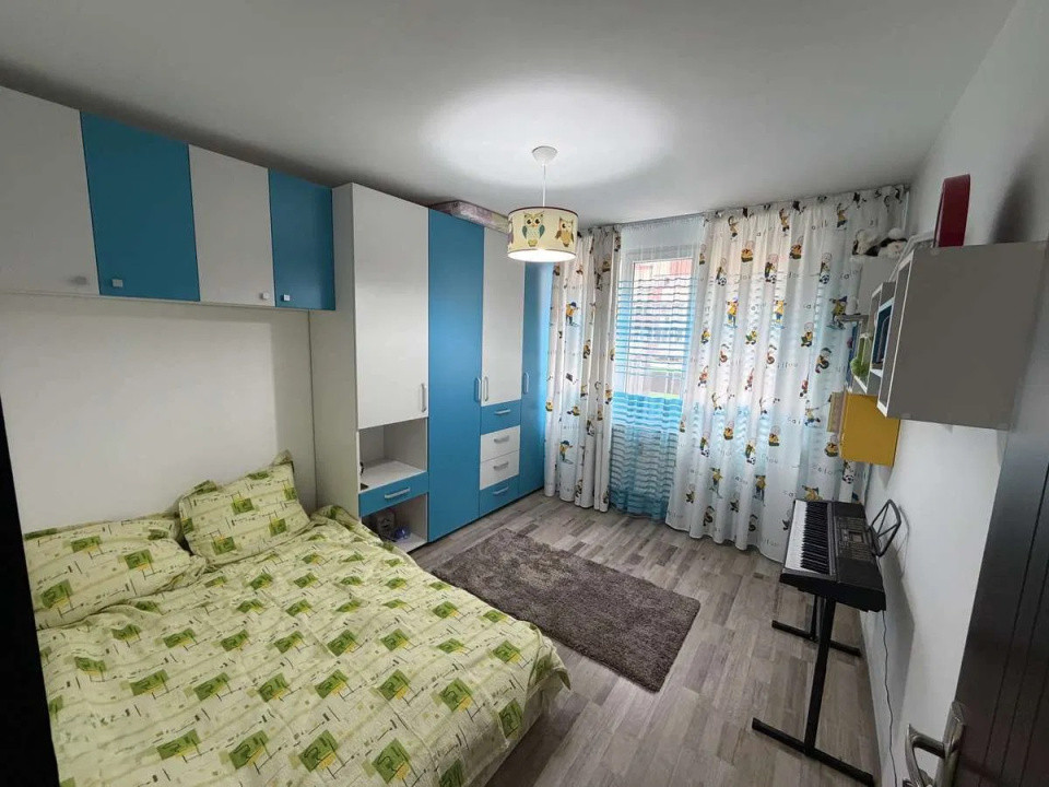 Apartament 4 camere  decomandat – Rahova - Teius