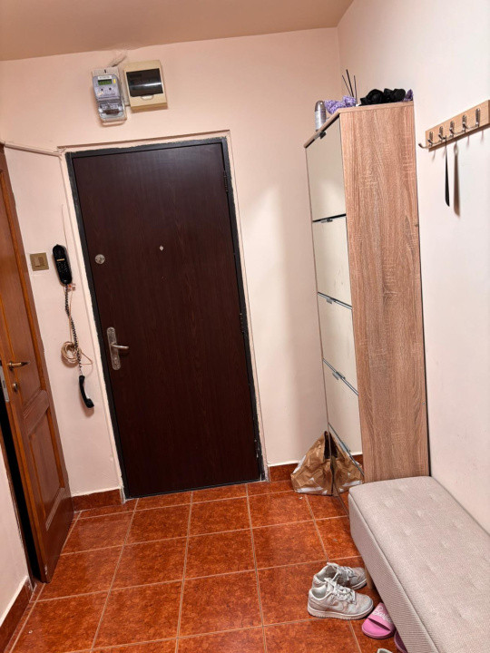 Apartament - 4 camere - decomandat - Berceni - Stoian Militaru 