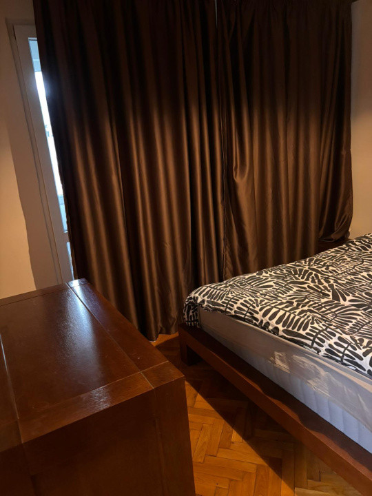 Apartament - 4 camere - decomandat - Berceni - Stoian Militaru 