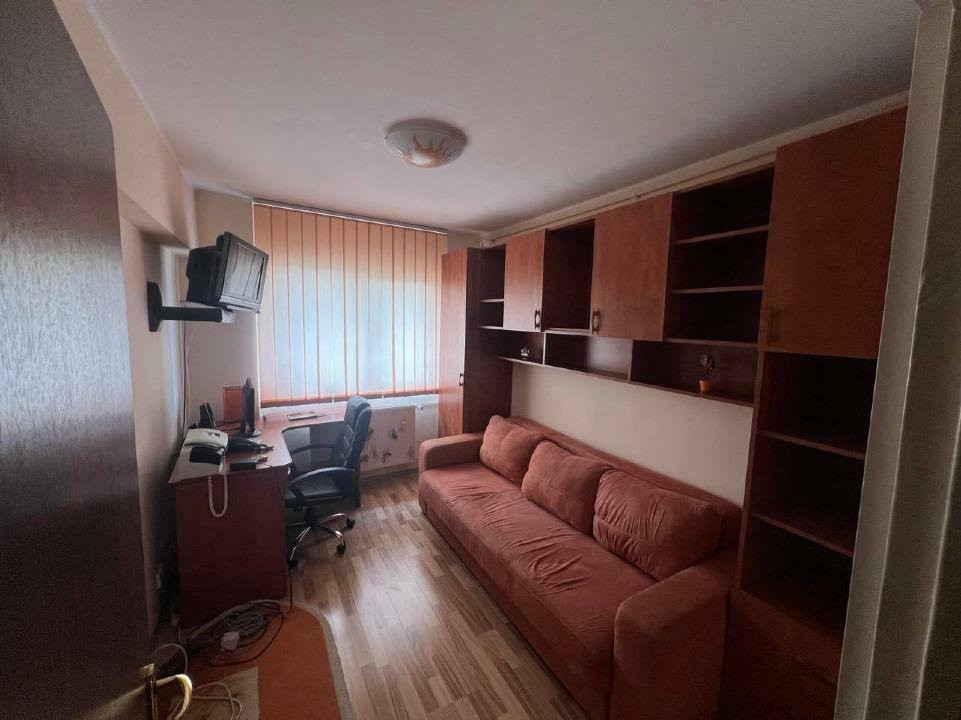 Apartament 3 Camere MOBILAT/UTILAT zona Linistita - Pantelimon -