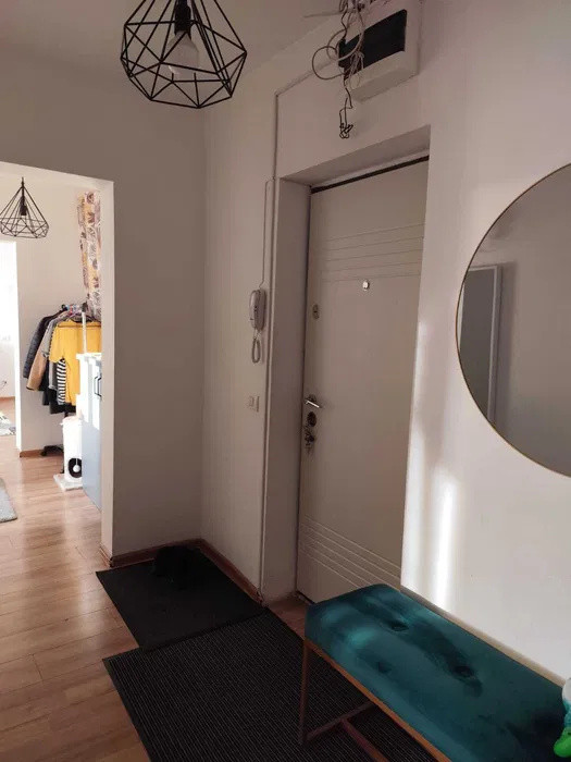 Apartament 4 camere  semidecomandat – Rahova - Margeanului