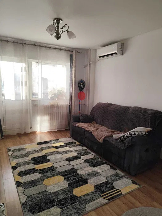 Apartament 4 camere  semidecomandat – Rahova - Margeanului