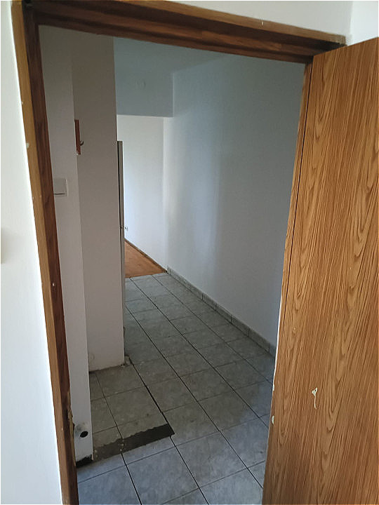 Apartament Semidecomandat 3 camere Eroii Revolutiei