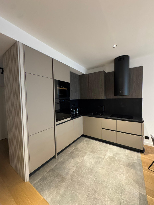 Apartament 4 camere-decomandat+boxa+parcare-mobilat-zona Timpuri Noi