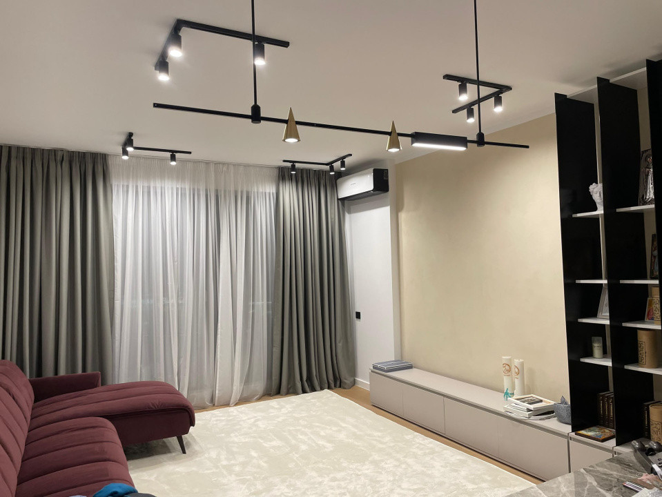 Apartament 4 camere-decomandat+boxa+parcare-mobilat-zona Timpuri Noi