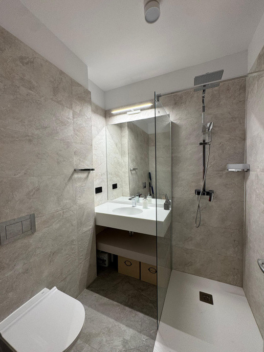 Apartament 4 camere-decomandat+boxa+parcare-mobilat-zona Timpuri Noi