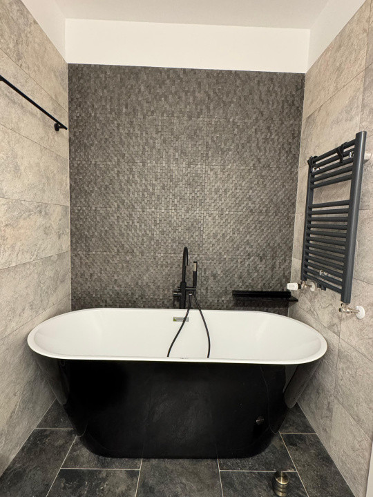Apartament 4 camere-decomandat+boxa+parcare-mobilat-zona Timpuri Noi
