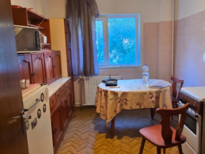 Apartament 4 camere Iancului