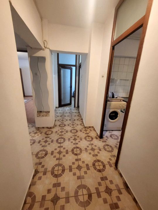 Apartament 3 camere - La doua minute de metrou Timpuri Noi 