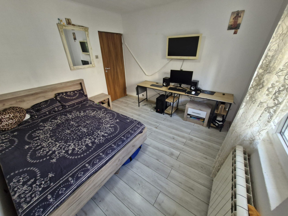 Apartament - 3 camere - Decomandat - Mall Vitan 