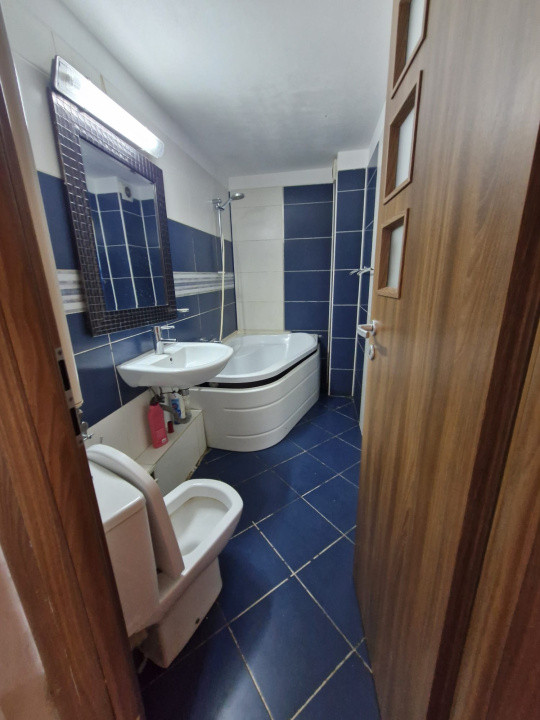 Apartament - 3 camere - Decomandat - Mall Vitan 