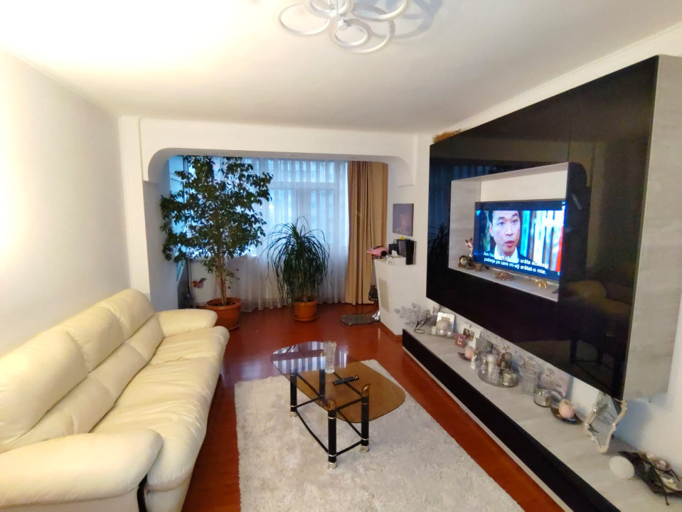 Apartament semidecomandat la 5 min de metrou etajul 4/9 zona Obor