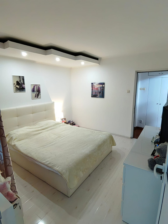 Apartament semidecomandat la 5 min de metrou etajul 4/9 zona Obor