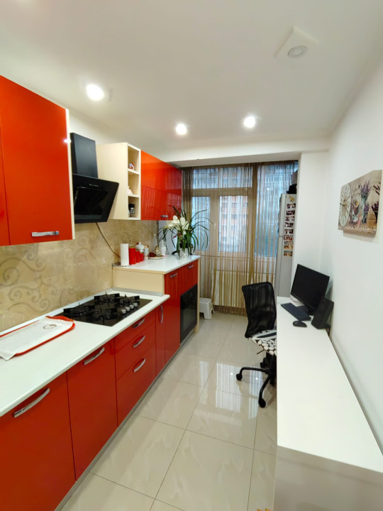 Apartament semidecomandat la 5 min de metrou etajul 4/9 zona Obor