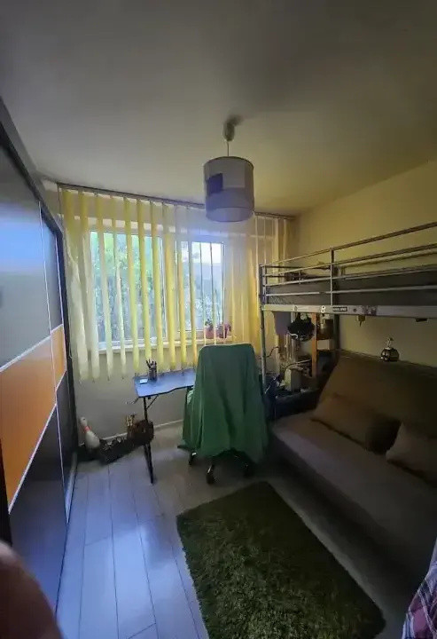 Apartament - 2 camere - decomandat - Berceni 