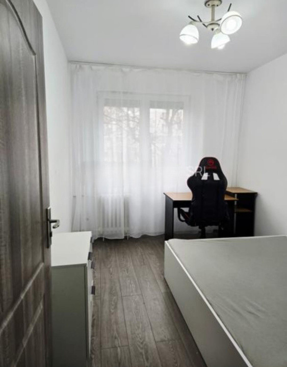 Apartament 3 camere  decomandat – Auchan Titan