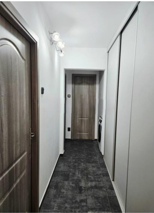 Apartament 3 camere  decomandat – Auchan Titan