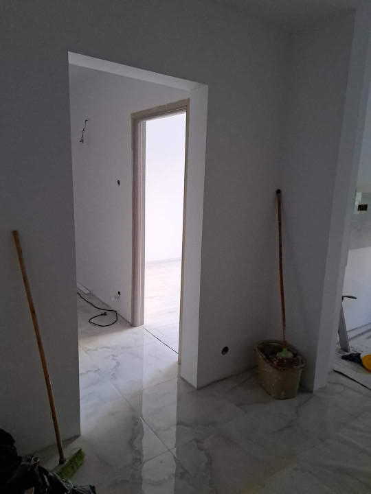 Apartament 2 camere etajul 4/8 zona Lujerului aproape de metrou