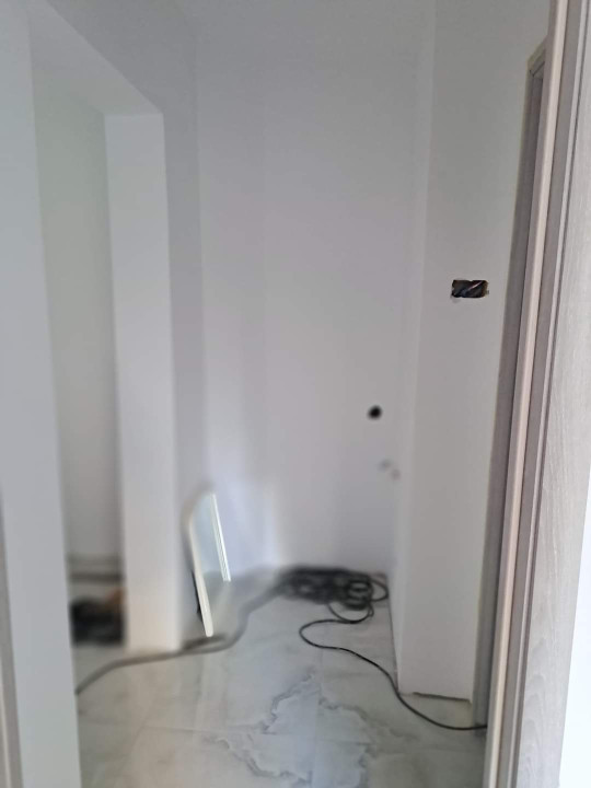 Apartament 2 camere etajul 4/8 zona Lujerului aproape de metrou