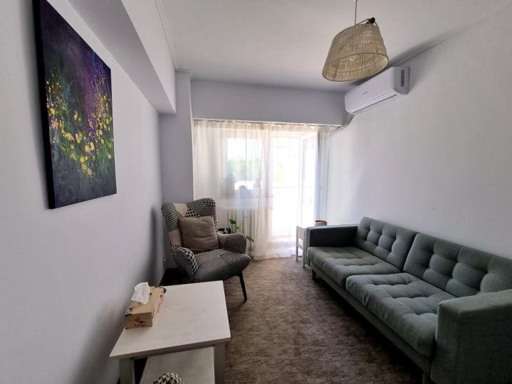 Apartament - Decomandat - 4 camere - Unirii 