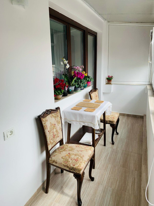 Apartament 3 camere-decomandat-zona Victoriei /  Titulescu