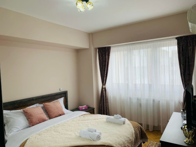 Apartament 3 camere-decomandat-zona Victoriei /  Titulescu