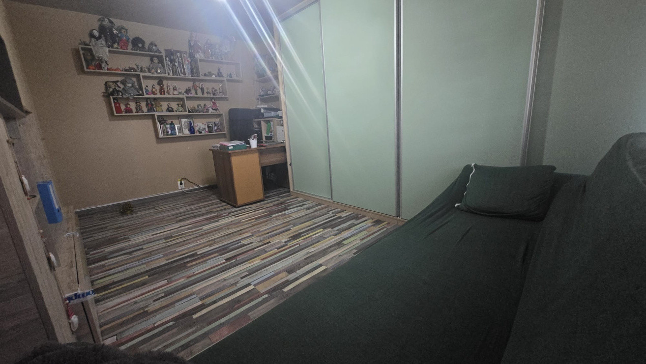 Apartament - 3 camere - decomandat - Popesti Leordeni 