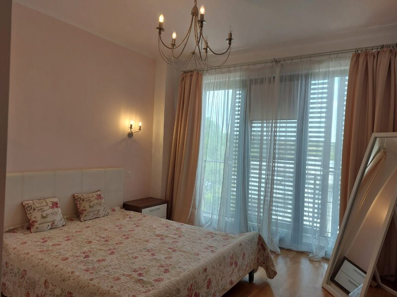 Apartament 3 camere-decomandat-parcare subterana-zona Piata Victoriei