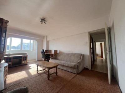 Apartament - 2 camere - Decomandat - Tineretului 