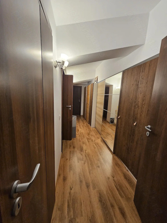 Apartament-5 camere-decomandat-parcare-zona Dristor