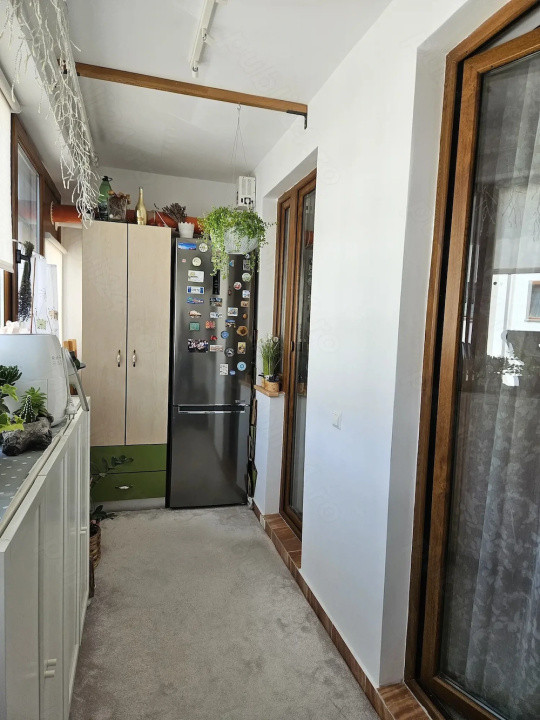 Apartament-5 camere-decomandat-parcare-zona Dristor