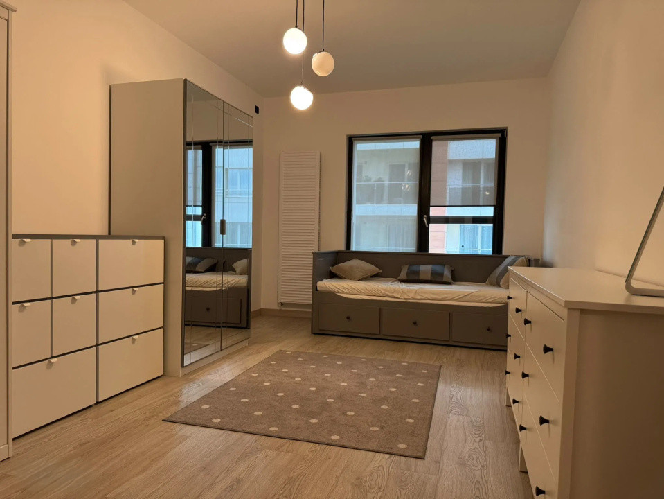 Apartament 3 camere- centrala proprie-parcare subteran inclus-zona Dristor