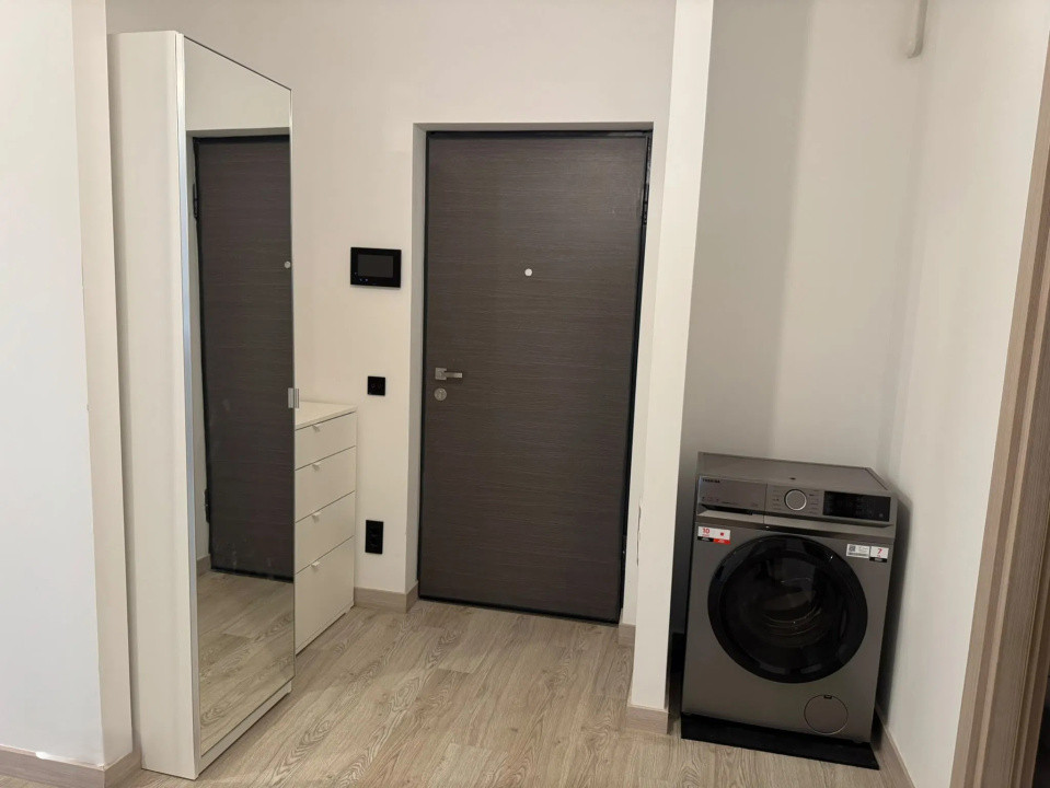 Apartament 3 camere- centrala proprie-parcare subteran inclus-zona Dristor
