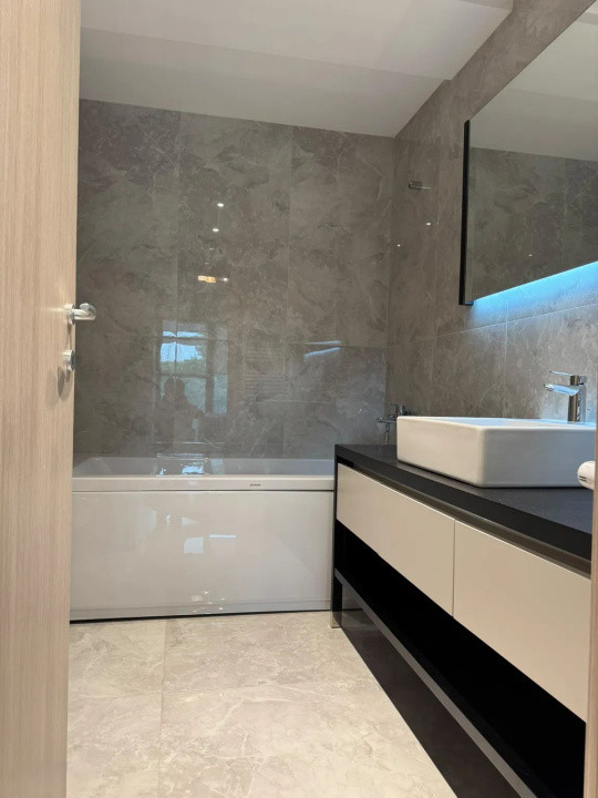 Apartament 3 camere- centrala proprie-parcare subteran inclus-zona Dristor