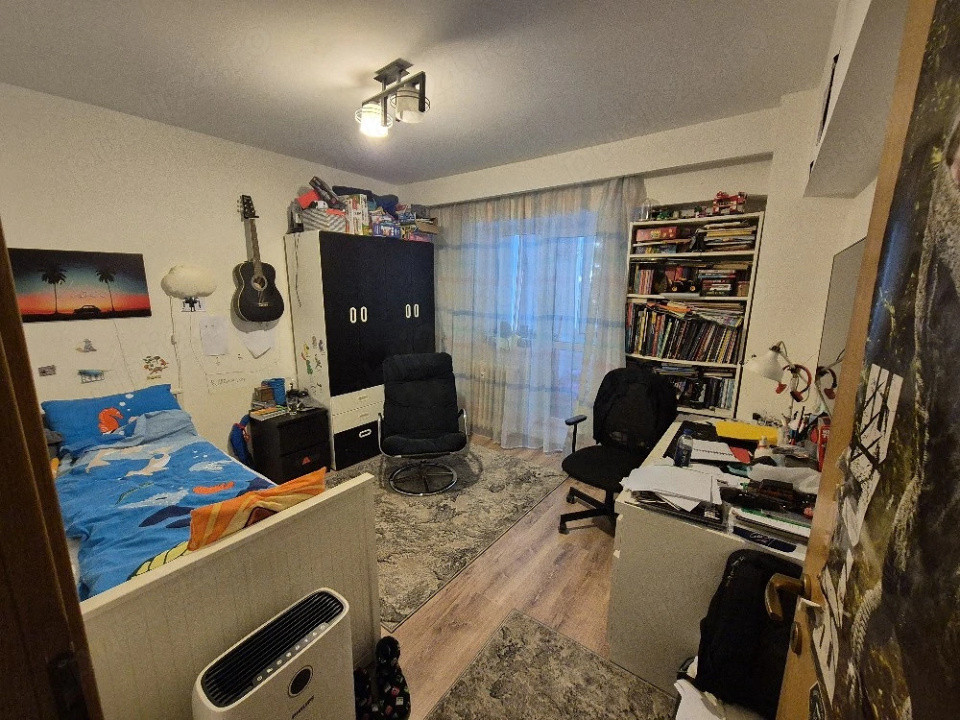 Apartament - 2 camere - Decomandat - MIhai Bravu 