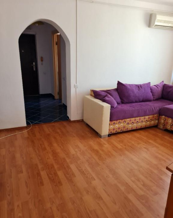 Apartament 2 camere MOBILAT/UTILAT zona linistita -Teiul Doamnei -