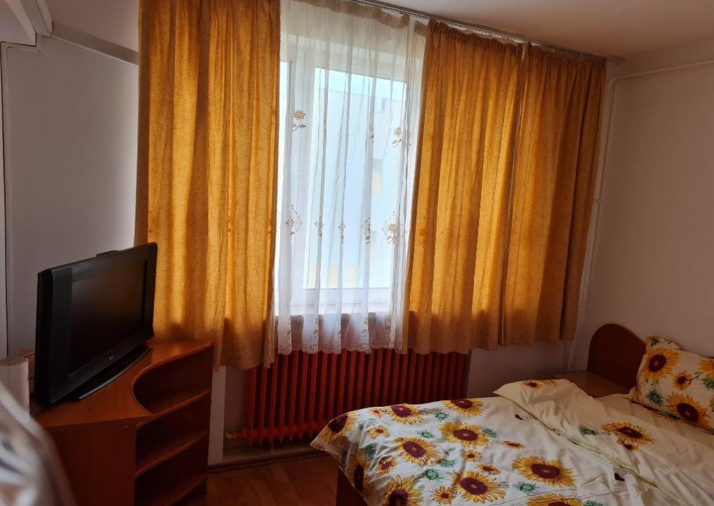 Apartament 2 camere MOBILAT/UTILAT zona linistita -Teiul Doamnei -