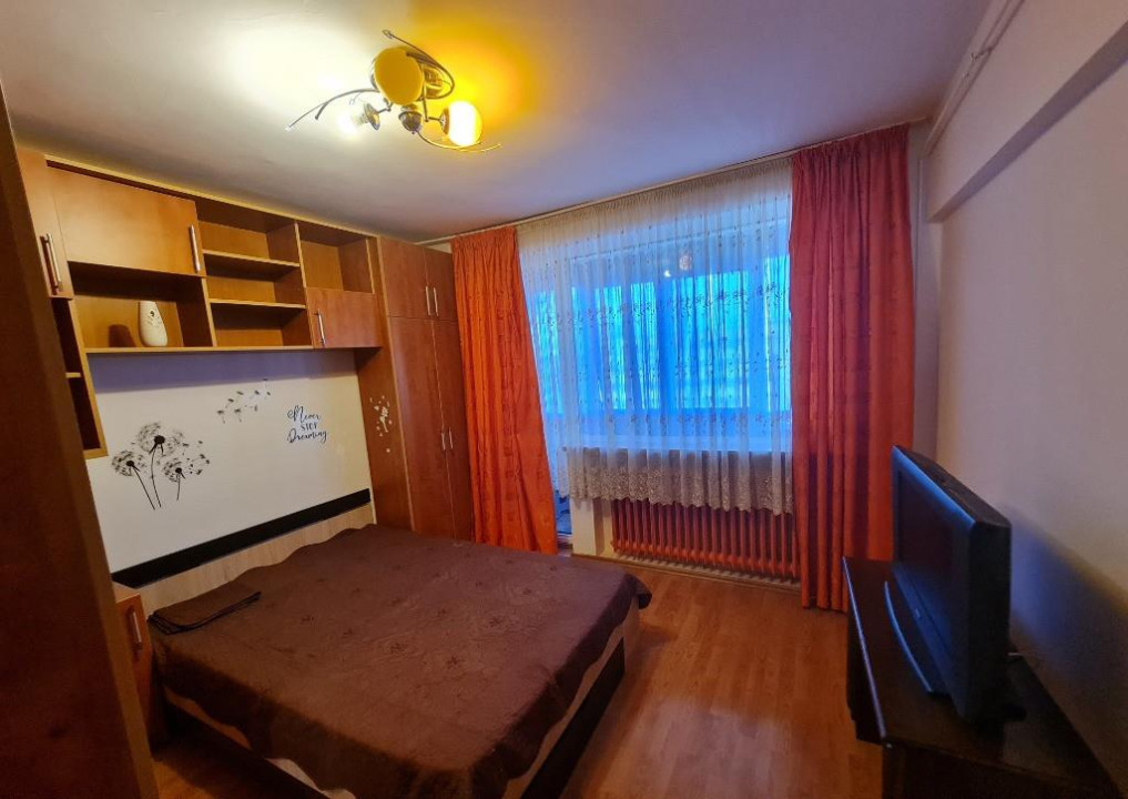 Apartament 2 camere MOBILAT/UTILAT zona linistita -Teiul Doamnei -