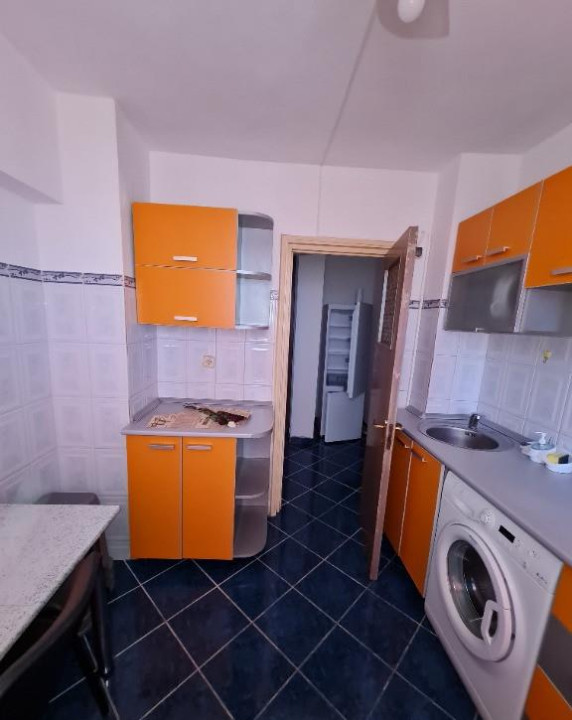 Apartament 2 camere MOBILAT/UTILAT zona linistita -Teiul Doamnei -