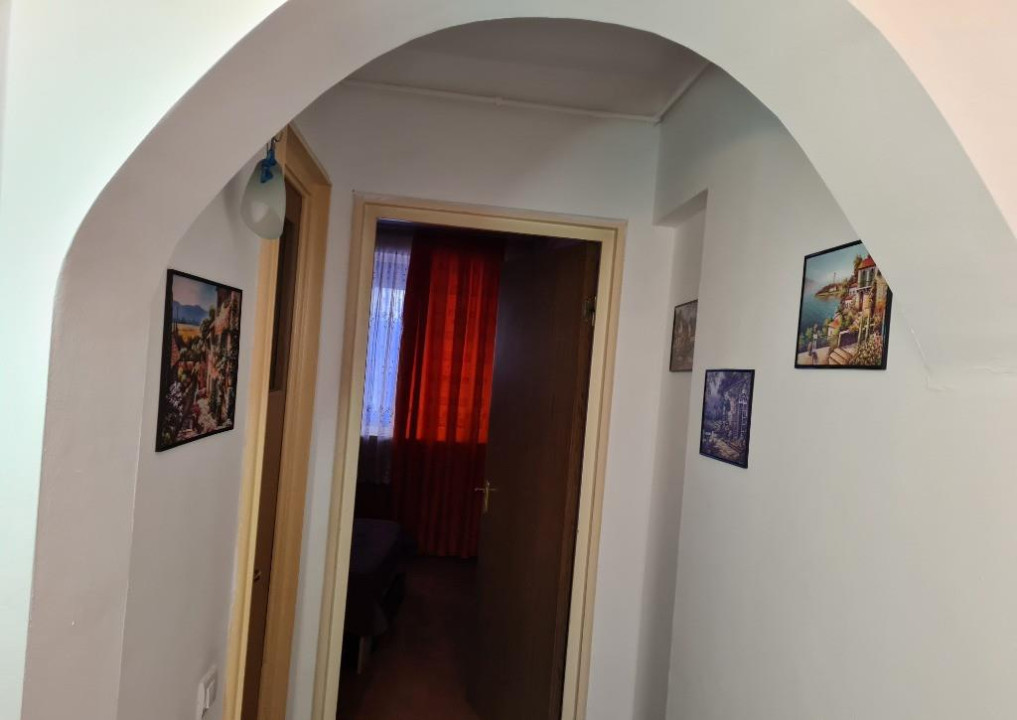 Apartament 2 camere MOBILAT/UTILAT zona linistita -Teiul Doamnei -