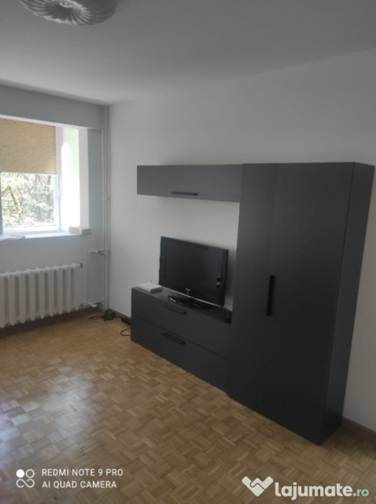 APARTAMENT 2 CAMERE-EROII REVOLUTIEI-MOBILAT UTILAT-BLOC REABILITAT