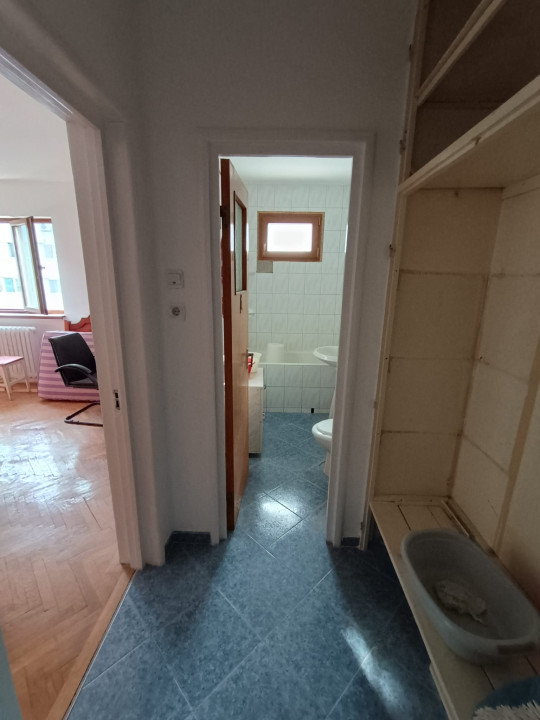 APARTAMENT 2 CAMERE - DECOMANDAT - DRISTOR