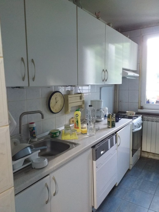 Apartament 3 camere-zona Drumul Taberei