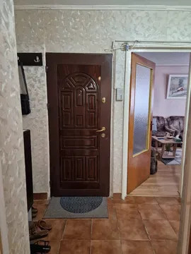 APARTAMENT 3 CAMERE-SEBASTIAN-TELITA-ETAJ 2/4-DECOMANDAT-2 BAI