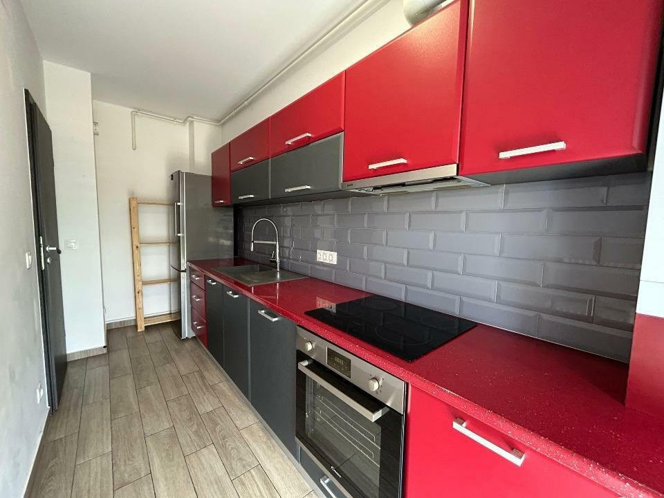 Apartament Semidecomandat 3camere -Theodor Pallady 