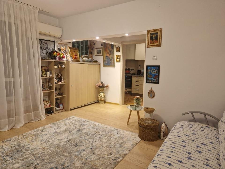 Apartament 2 camere TERASA 30mp VATRA LUMINOASA