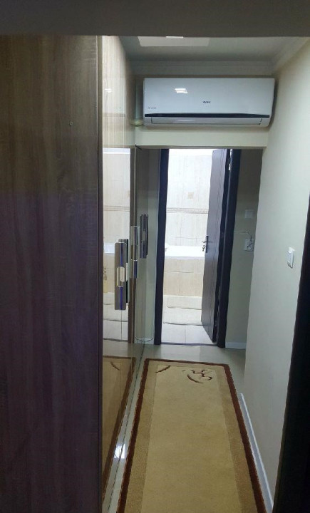 Apartament 3 camere  -zona Gorjului 