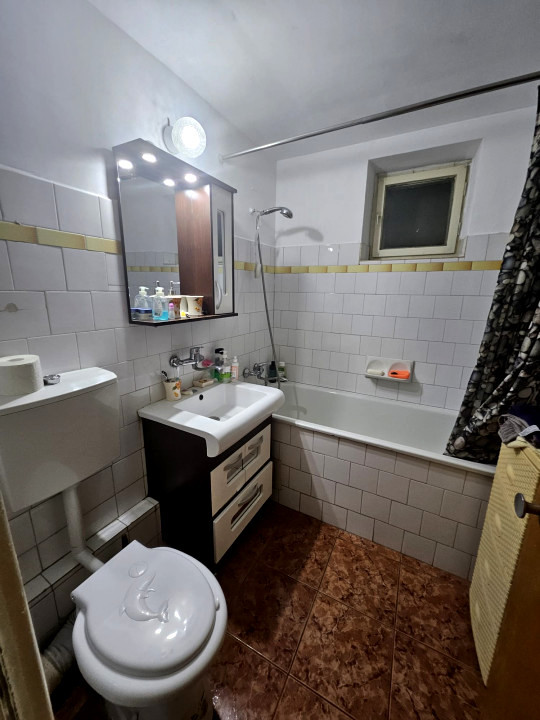 Apartament 4 camere - zona Obor/Teiul Doamnei