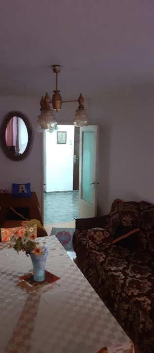 Apartament 4 camere Pantelimon-Piata Delfinului